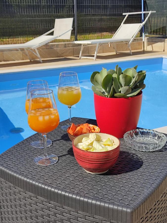Bed and Breakfast Casa Pepe Кола Экстерьер фото